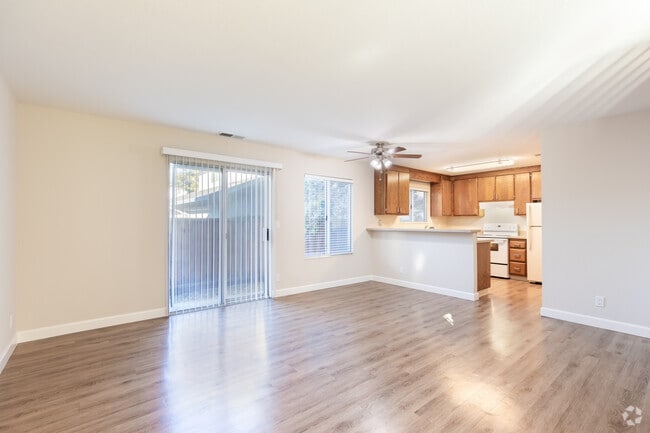 2BR, 1.5BA - Unit E - 599 Blossom Way
