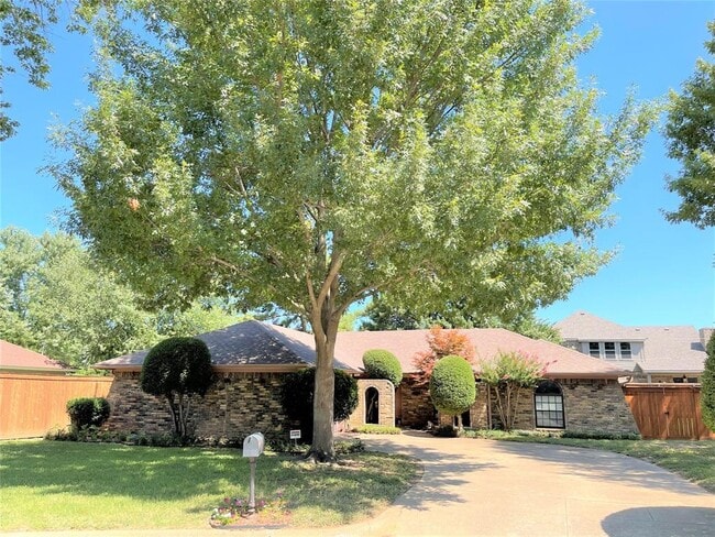 Building Photo - 4405 Longacres Ct