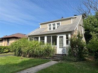Building Photo - 2096 Norton St