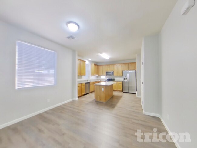 Foto del edificio - 4360 E Carla Vista Dr