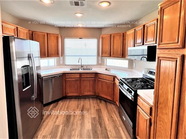Building Photo - 512 Calypso Dr
