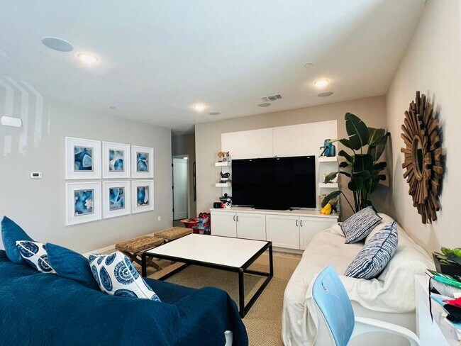 Foto del edificio - 37647 Shelter Rd