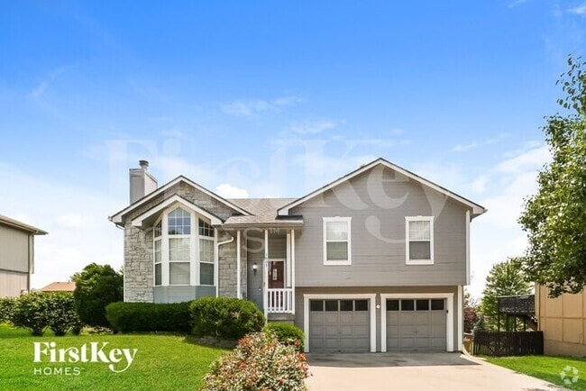 Building Photo - 1607 Stasi Ave