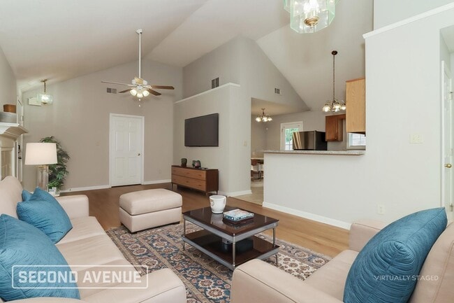 Building Photo - 1028 Abercorn Way