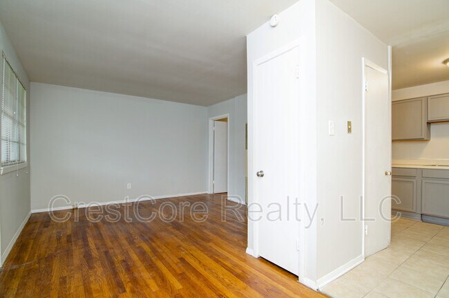 Foto del edificio - 774 Melrose St