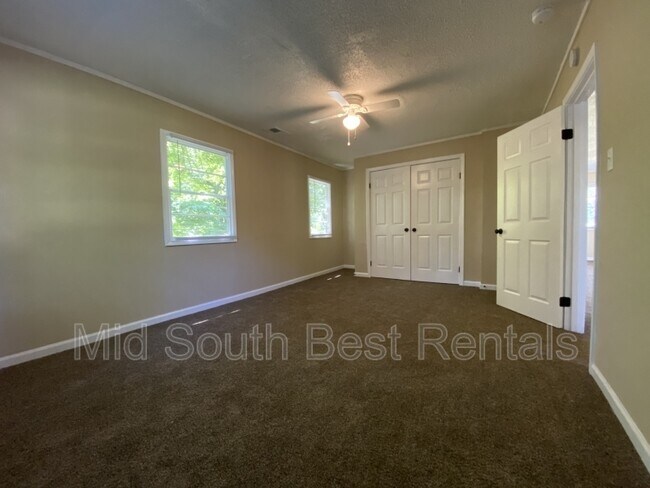 Foto del edificio - 835 Par Ave