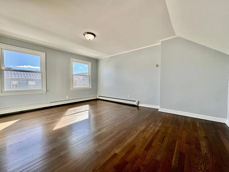 Photo - 29 Lee Ct (New Rochelle, NY)