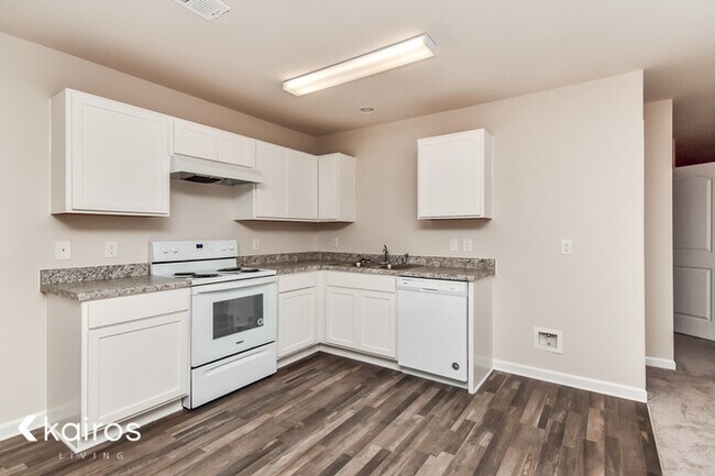 Building Photo - 5029 Old Magnolia Ln