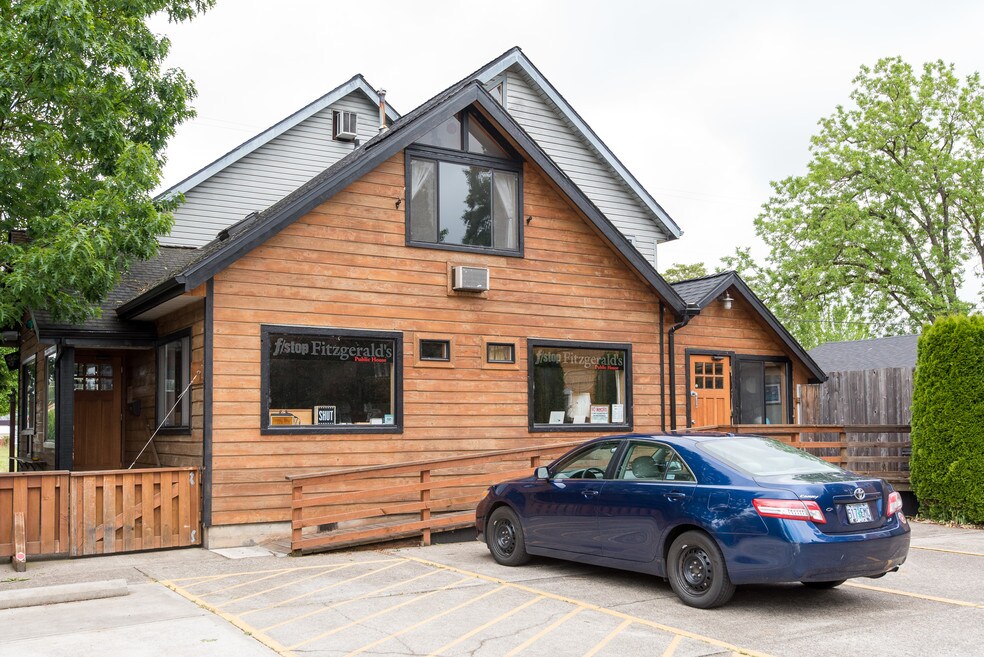 Is Hayesville a Good Place To Live in Salem? Neighborhood Guide by