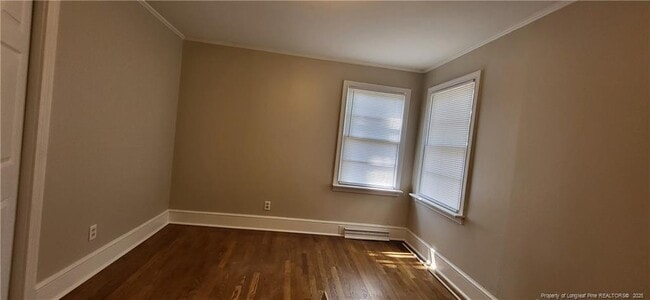 Foto del edificio - 311 E 16th St
