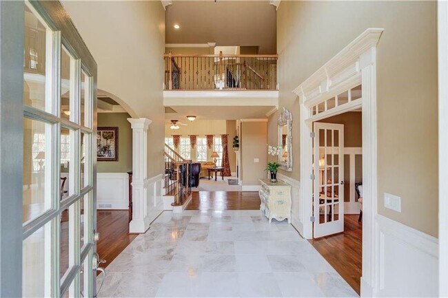 Building Photo - 1631 Hutton Pl