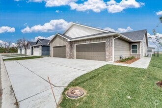 Building Photo - 5421 N Briskbay Ct