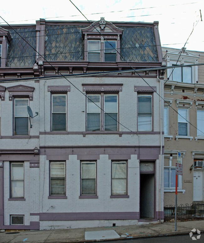 Foto del edificio - 2582 W McMicken Ave