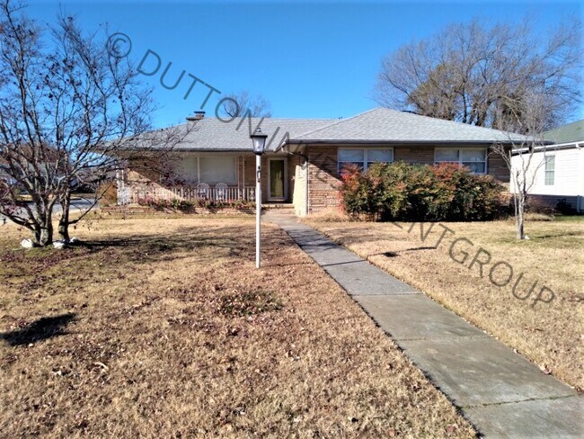Building Photo - 3030 Kentucky Ave
