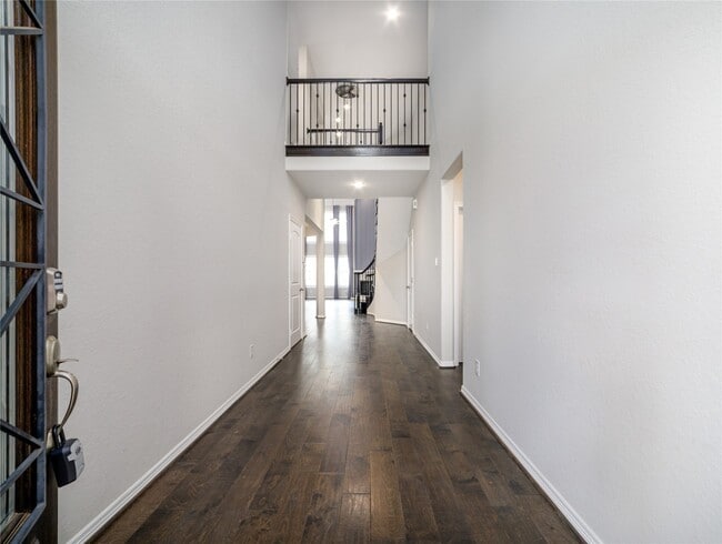 Building Photo - 18235 Winding Willow Oak Way