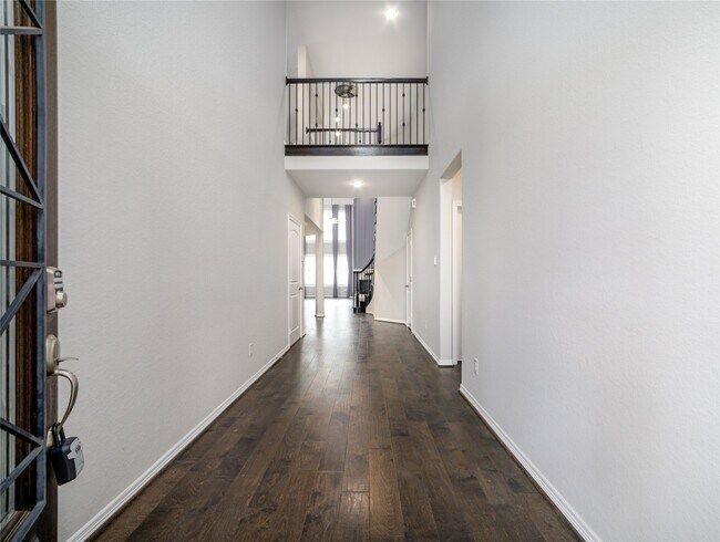 Foto del edificio - 18235 Winding Willow Oak Way