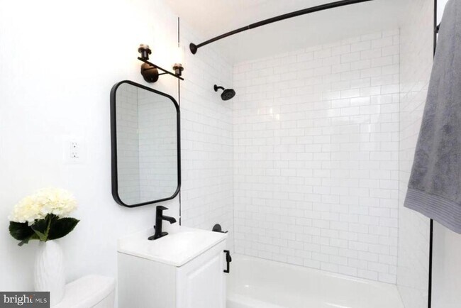 Foto del edificio - 606 Cathedral St