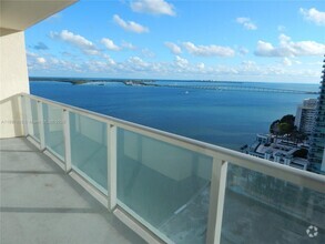 Building Photo - 1155 Brickell Bay Dr