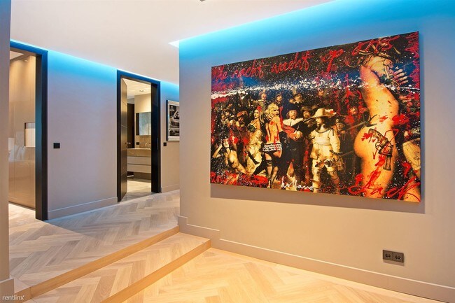 Foto del edificio - 1310 E Ocean Blvd