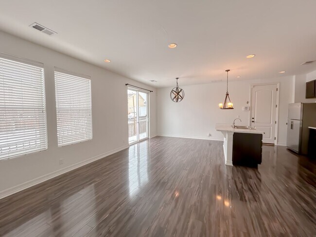 Foto del edificio - 2846 Iola St