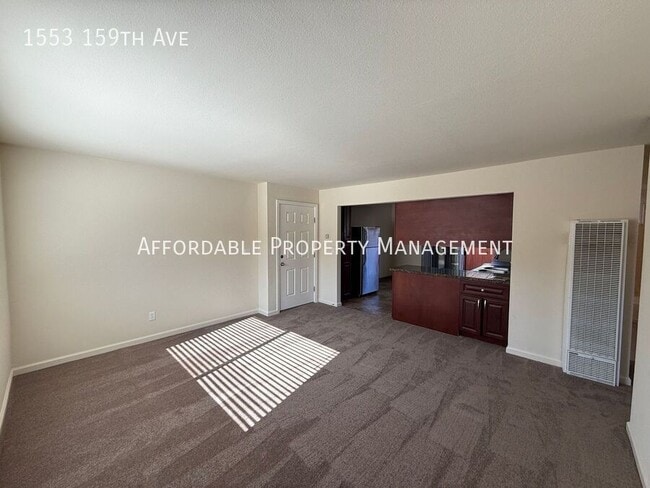 Foto del edificio - 1553 159th Ave