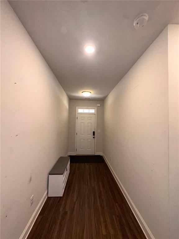 Building Photo - 205 Birdie Cir