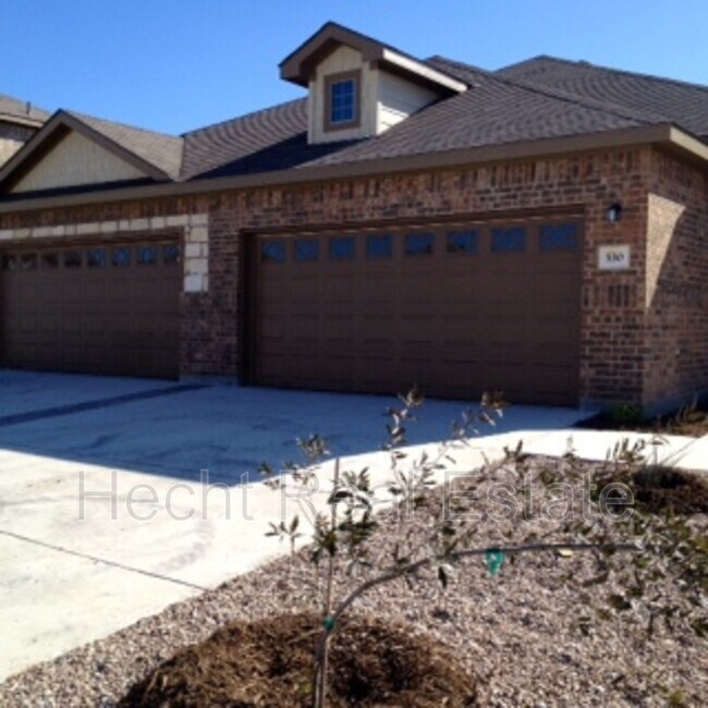 Building Photo - 526 Creekside Cir