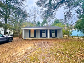 Building Photo - 1210 Athey Rd