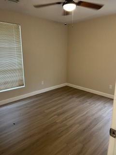 Foto del edificio - 5831 Belle Terrace Dr