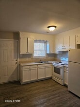 Building Photo - 200A Galilean Rd