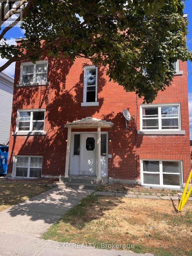 Building Photo - 75 Holland Ave