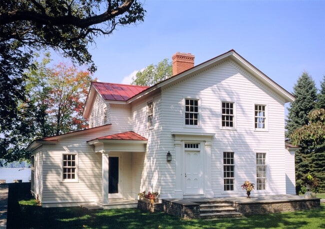 Building Photo - 7 Steamboat Dock Ln
