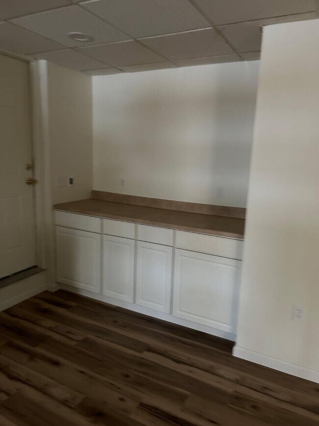 Foto del edificio - 1215 Route 507 - Downstairs
