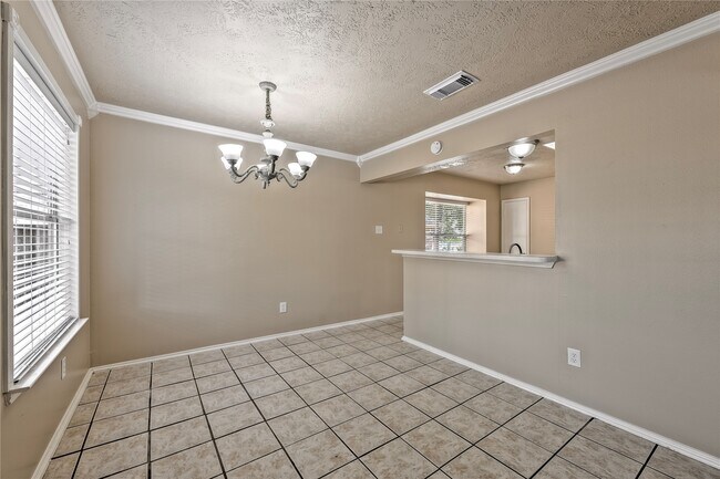 Foto del edificio - 2627 Autumn Springs Ln