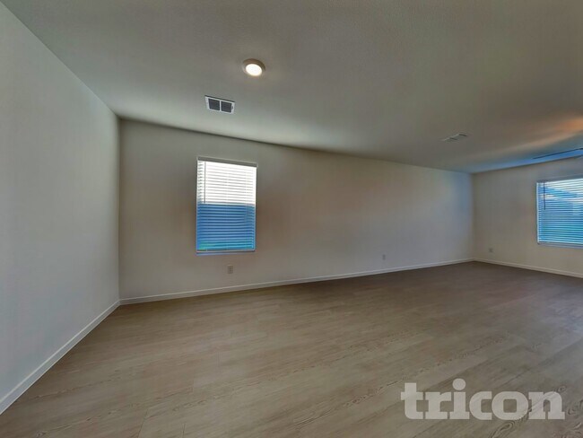 Foto del edificio - 1624 Parlier St