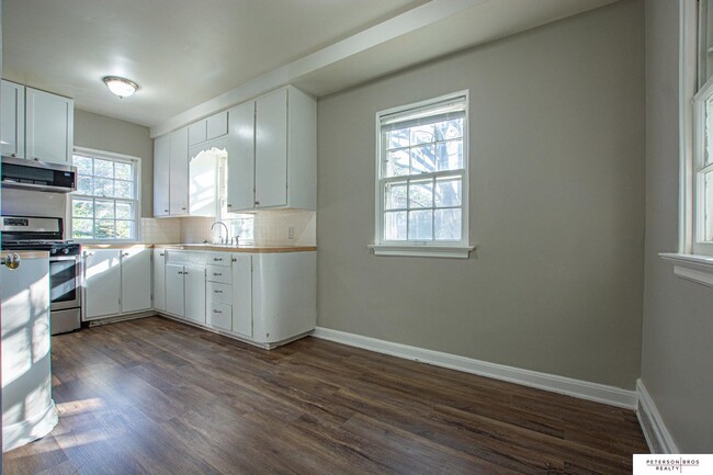 Building Photo - 2034 N 49th St