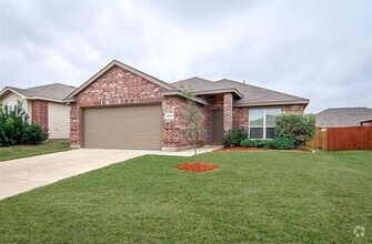 Building Photo - 2109 Pine Knoll Way