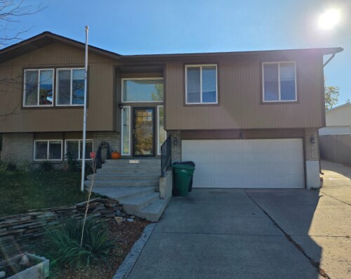 Foto principal - 2356 E Falcon Wy