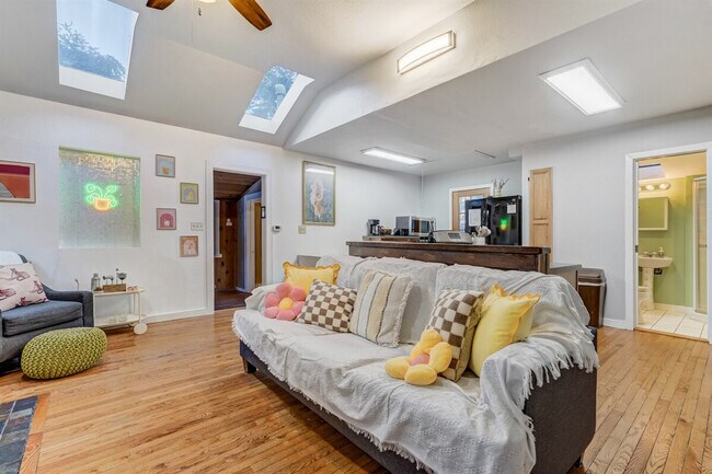 Foto del edificio - 9415 Ute Rd