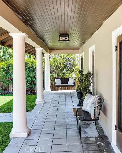 Foto del edificio - 977 N Hill St