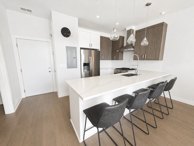 Foto del edificio - 2217 W Madison St