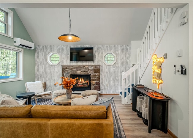 Foto del edificio - 109 Rising Sun Ct