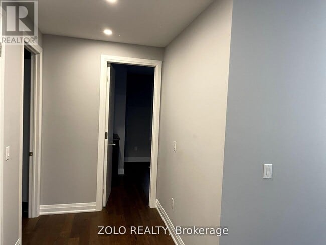 Building Photo - 18 Paula Blvd