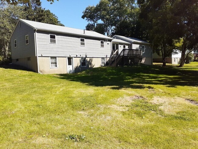 Building Photo - 48 Paine Rd