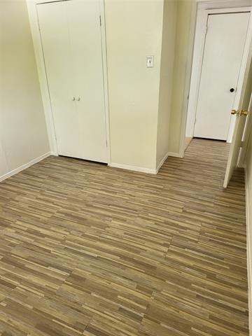 Foto del edificio - 534 Valley Park Dr