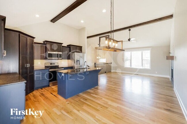 Foto del edificio - 811 S Sunset Ln