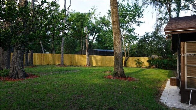 Building Photo - 1085 Cottonwood Ct