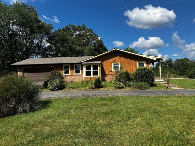 Building Photo - 12501 Bridle Ln