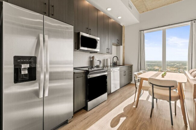 Foto del edificio - 605 N 12th St