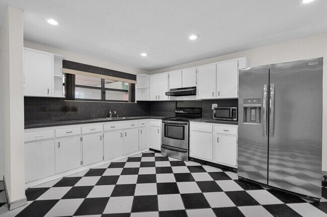 Foto del edificio - 75 NW 41st St